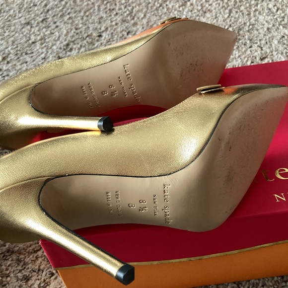 Kate Spade gold heels - Picture 10 of 10